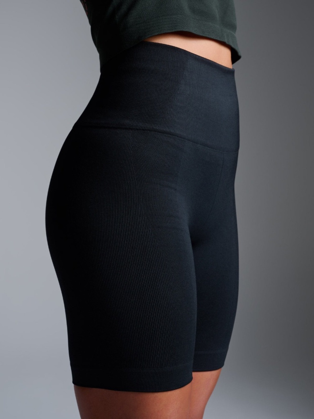 LNDR Chisel 8” Short